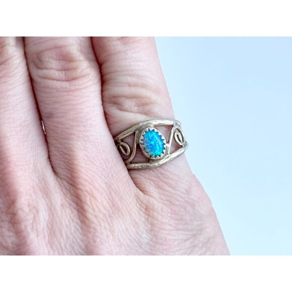 Blue Opal Open Work Southwest Style Sterling Silver 925 Vintage Ring - sz 5.5 - Picture 12 of 16